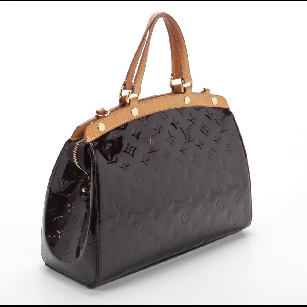 Louis Vuitton vernis Brea MM Tote in black